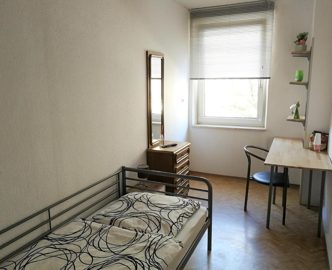 Privatzimmer Fuerth Zentrum Eksteriør billede
